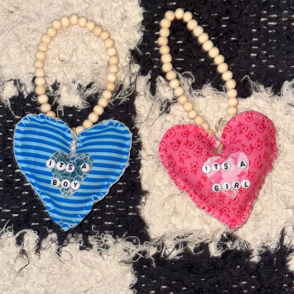 Baby shower puffy heart decor